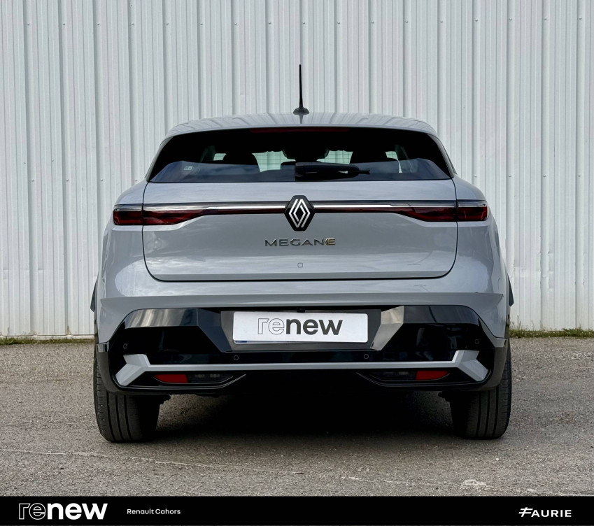 Acheter Renault Megane E-Tech Megane E-Tech EV40 130ch standard charge Equilibre 5p occasion dans les concessions du Groupe Faurie