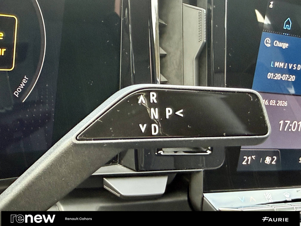 Acheter Renault Megane E-Tech Megane E-Tech EV40 130ch standard charge Equilibre 5p occasion dans les concessions du Groupe Faurie
