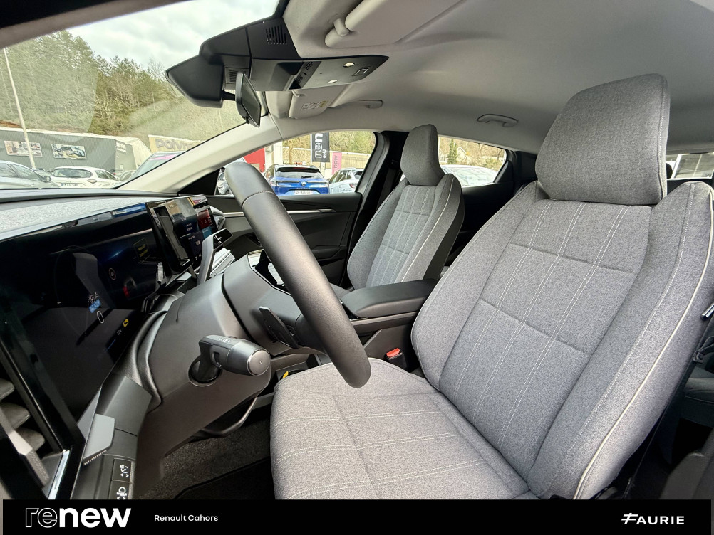 Acheter Renault Megane E-Tech Megane E-Tech EV40 130ch standard charge Equilibre 5p occasion dans les concessions du Groupe Faurie