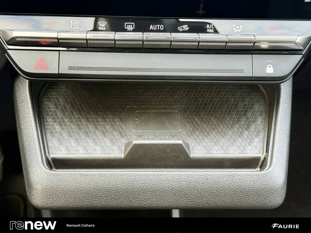 Acheter Renault Megane E-Tech Megane E-Tech EV40 130ch standard charge Equilibre 5p occasion dans les concessions du Groupe Faurie