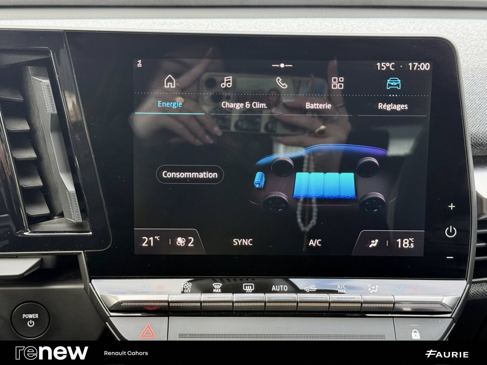 Acheter Renault Megane E-Tech Megane E-Tech EV40 130ch standard charge Equilibre 5p occasion dans les concessions du Groupe Faurie