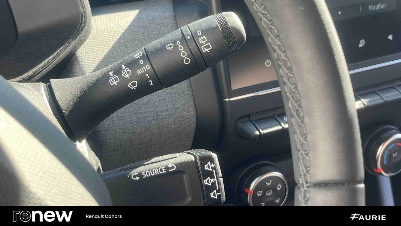 Acheter Renault Clio 5 Clio Eco-G 100 ch GSR2 Evolution 5p occasion dans les concessions du Groupe Faurie