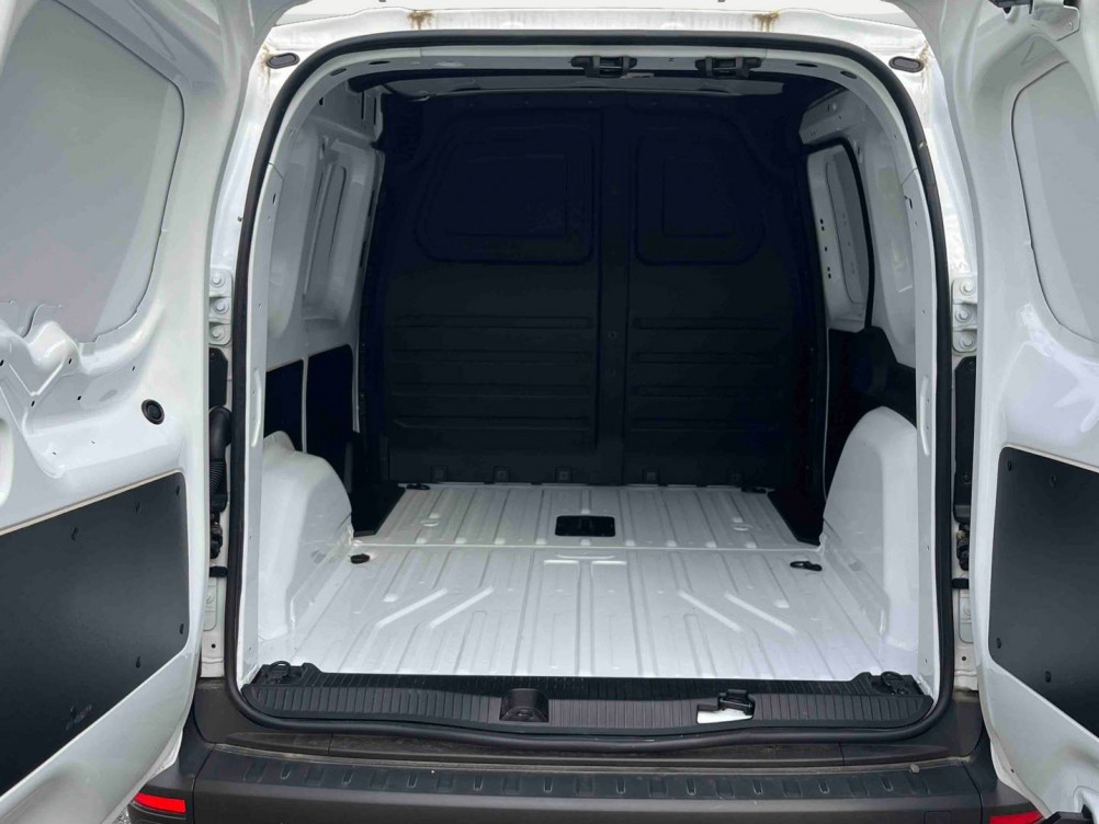 Acheter Renault Kangoo Electrique KANGOO VAN E-TECH EL FG TOLE L1 AC11 GSR2 ADVANCE 4p neuf dans les concessions du Groupe Faurie