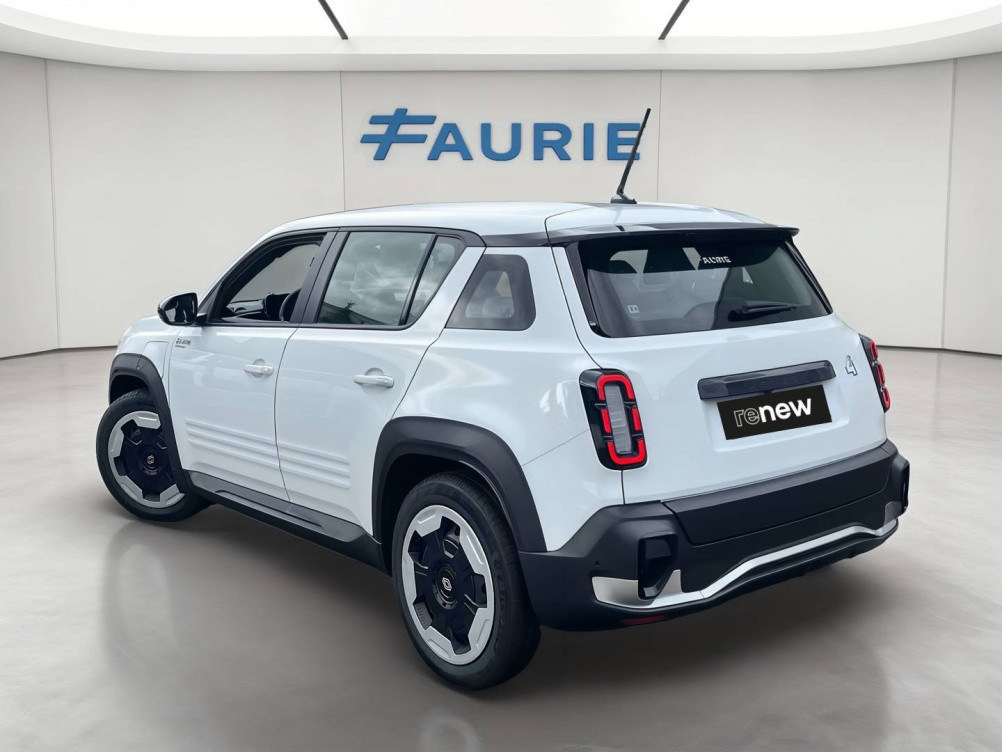 Acheter Renault Renault 4 Renault 4 E-Tech Electrique 120 ch autonomie urbaine Evolution 5p neuf dans les concessions du Groupe Faurie