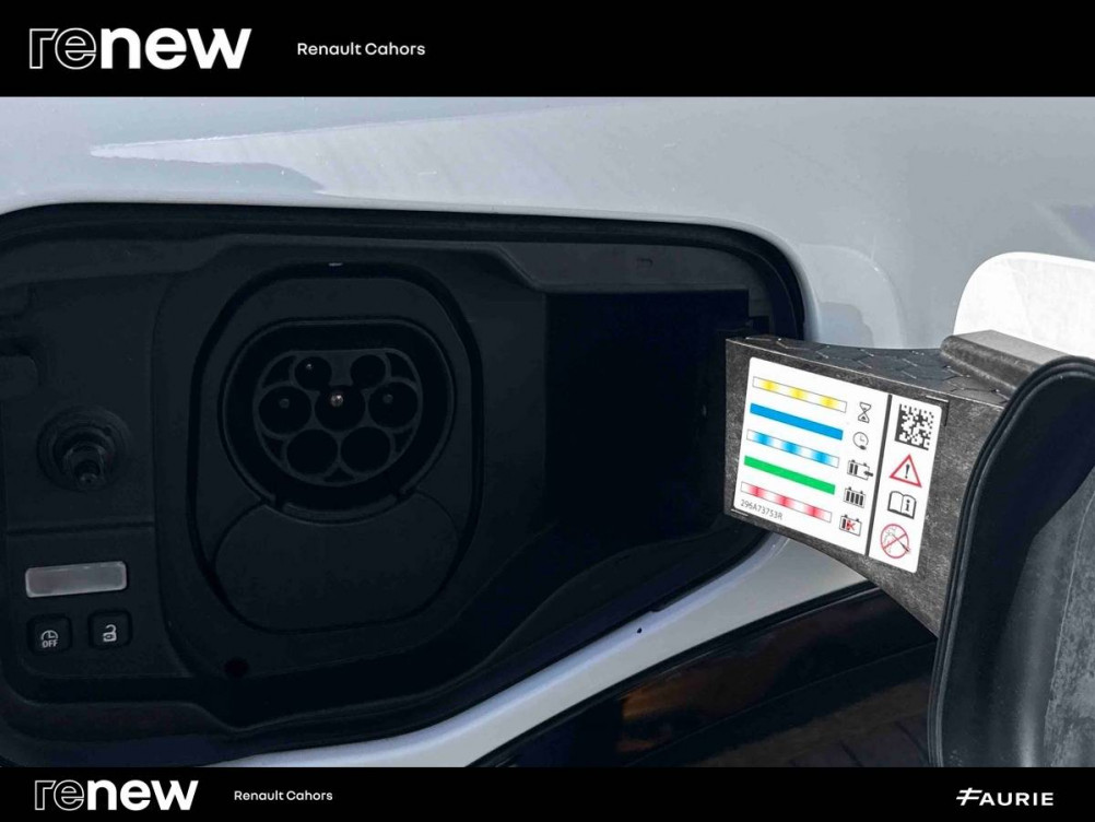 Acheter Renault Megane E-Tech Megane E-Tech EV40 130ch standard charge Equilibre 5p occasion dans les concessions du Groupe Faurie