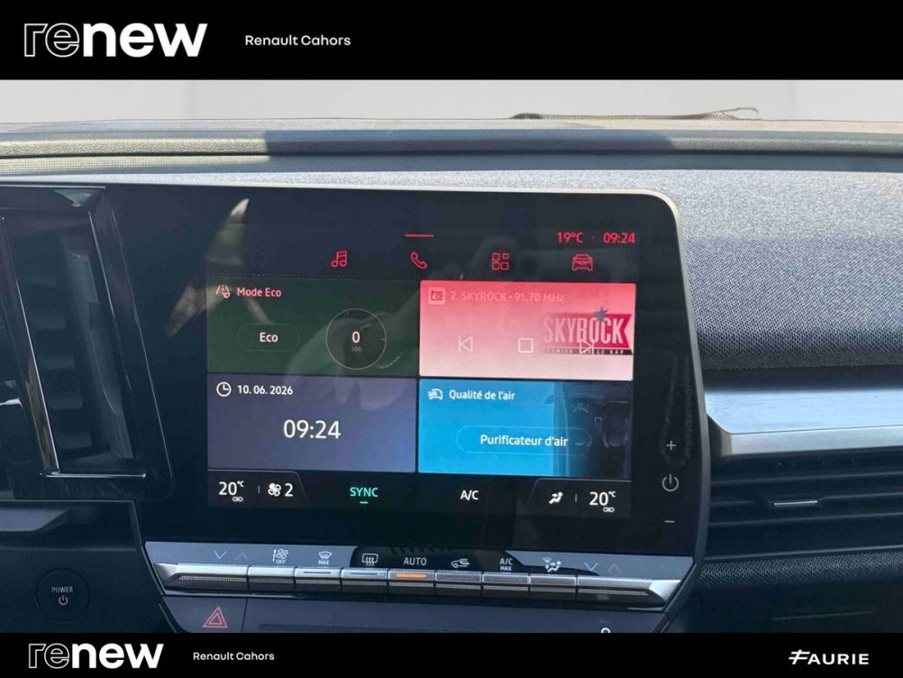Acheter Renault Megane E-Tech Megane E-Tech EV40 130ch standard charge Equilibre 5p occasion dans les concessions du Groupe Faurie