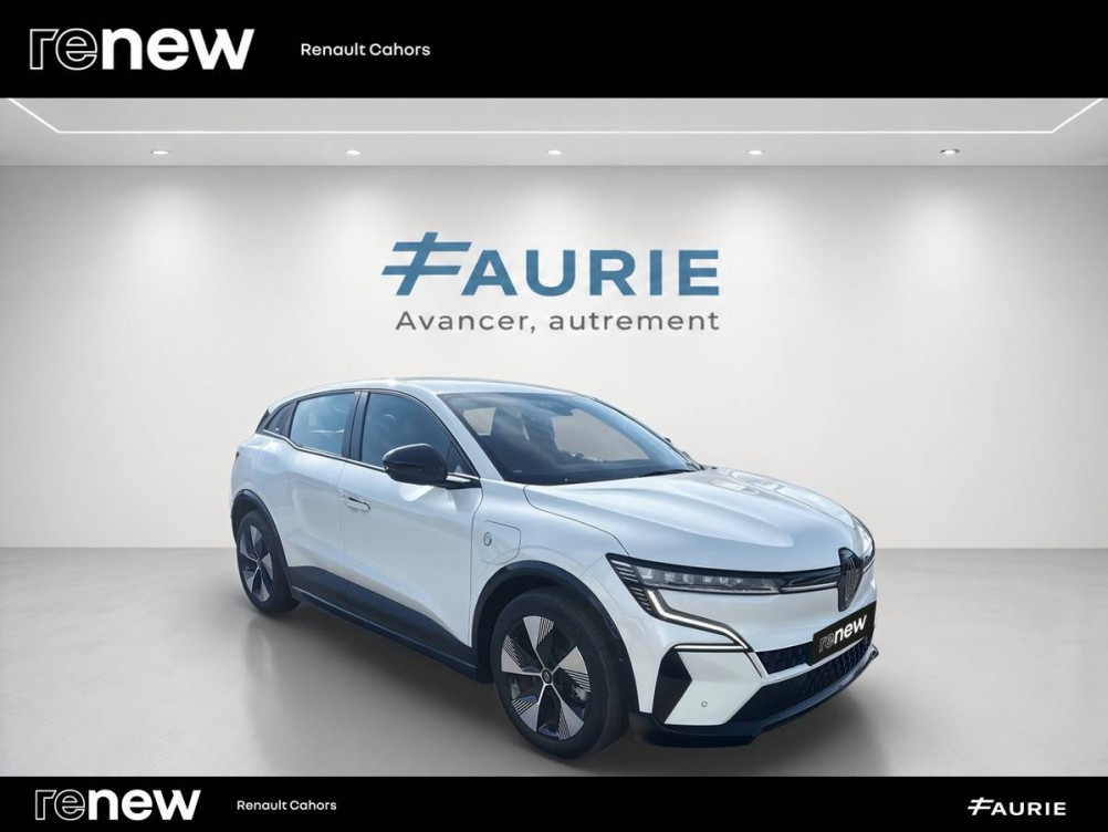 Acheter Renault Megane E-Tech Megane E-Tech EV40 130ch standard charge Equilibre 5p occasion dans les concessions du Groupe Faurie