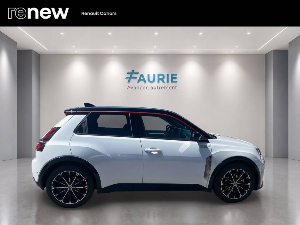 Acheter Renault Renault 5 Renault 5 E-Tech Electrique 150 ch autonomie confort Iconic cinq 5p neuf dans les concessions du Groupe Faurie