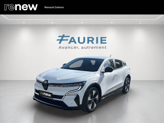 Acheter Renault Megane E-Tech Megane E-Tech EV40 130ch standard charge Equilibre 5p occasion dans les concessions du Groupe Faurie