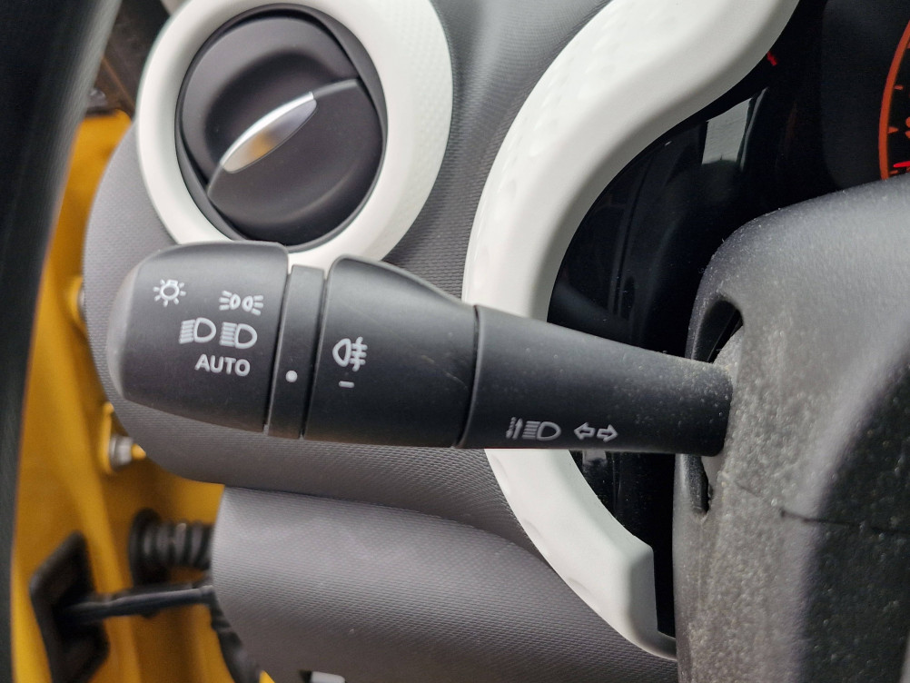 Acheter Renault Twingo 3 Twingo III SCe 65 Zen 5p occasion dans les concessions du Groupe Faurie