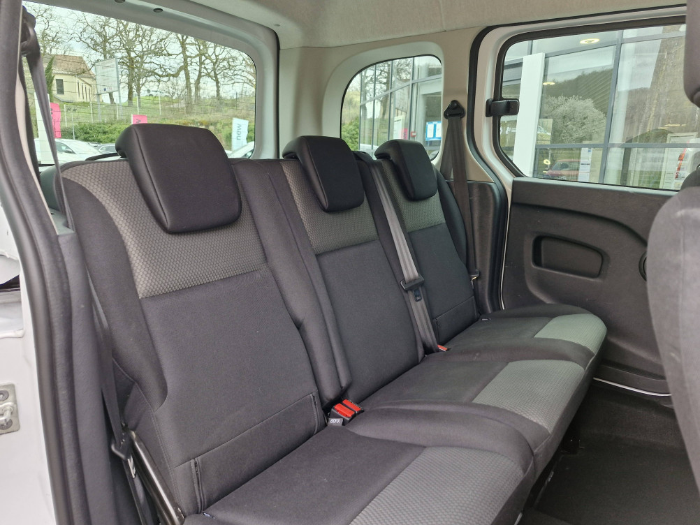 Acheter Renault Kangoo 2 Kangoo Blue dCi 95 Business 5p occasion dans les concessions du Groupe Faurie