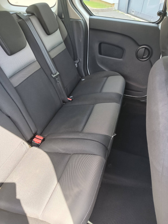 Acheter Renault Kangoo 2 Kangoo dCi 90 Energy Zen 5p occasion dans les concessions du Groupe Faurie