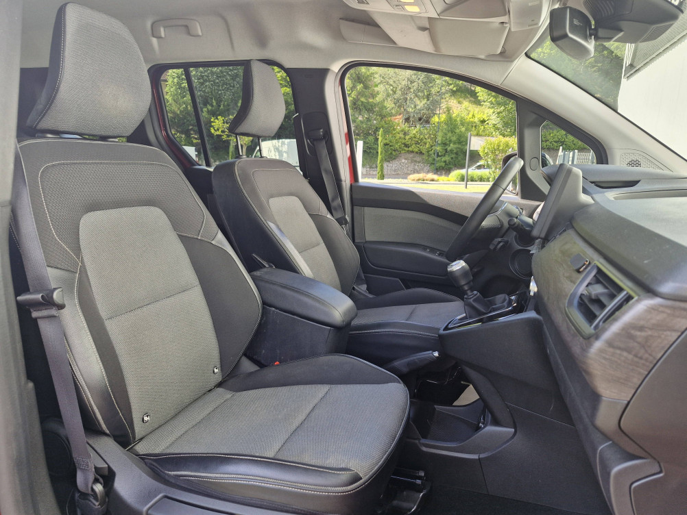 Acheter Renault Kangoo 3 Kangoo TCe 130 Intens 5p occasion dans les concessions du Groupe Faurie