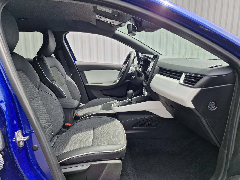 Acheter Renault Clio 5 Clio E-Tech full hybrid 145 Techno 5p occasion dans les concessions du Groupe Faurie