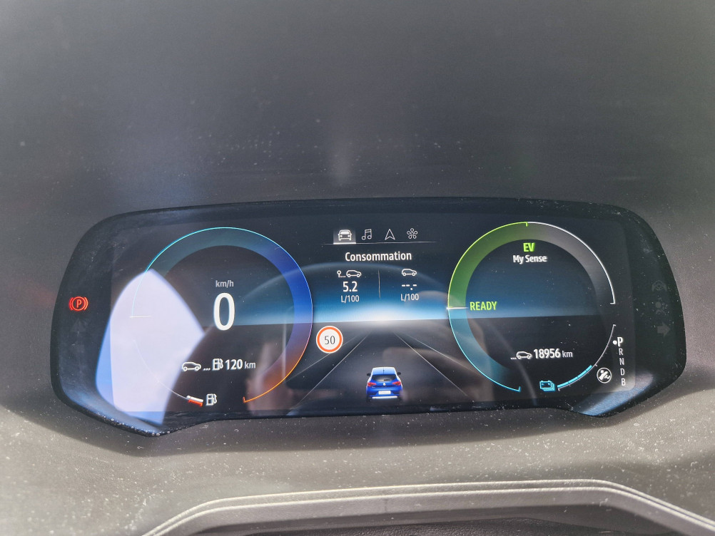 Acheter Renault Clio 5 Clio E-Tech full hybrid 145 Techno 5p occasion dans les concessions du Groupe Faurie