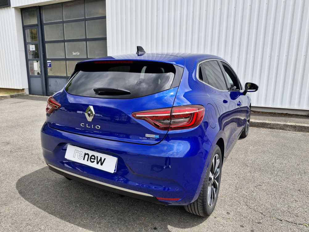 Acheter Renault Clio 5 Clio E-Tech full hybrid 145 Techno 5p occasion dans les concessions du Groupe Faurie