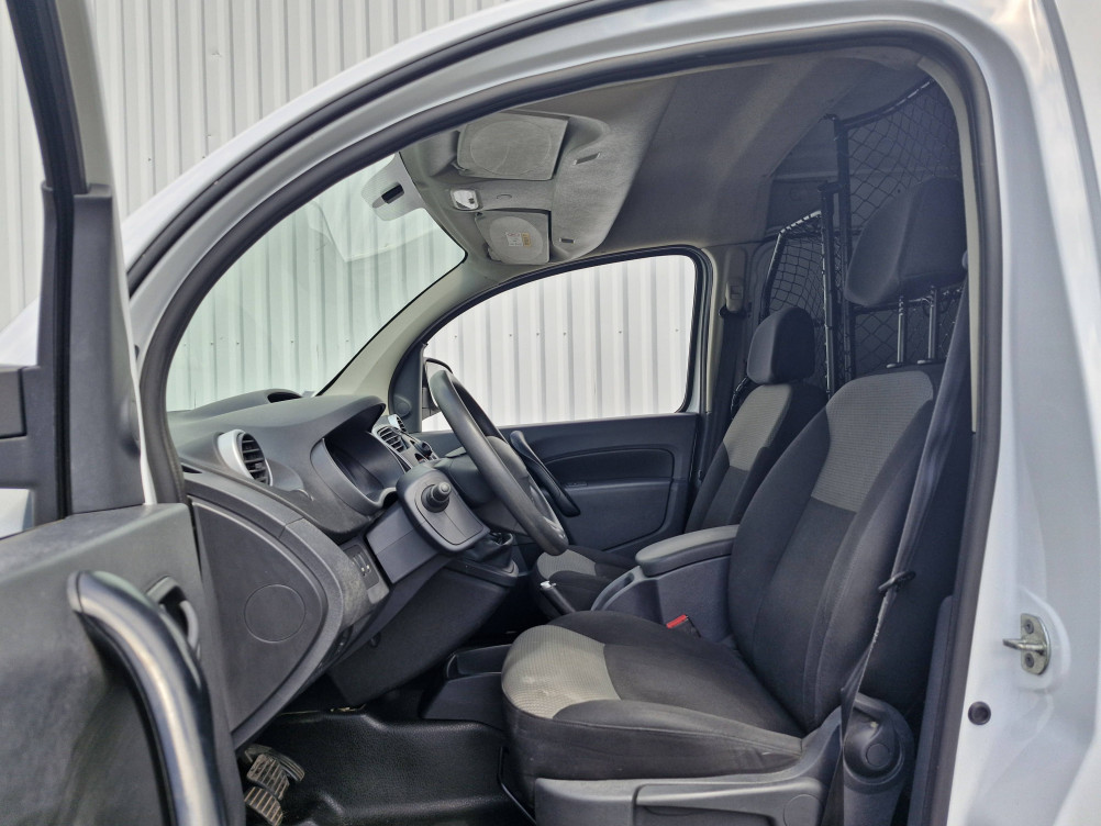 Acheter Renault Kangoo Express 2 KANGOO EXPRESS BLUE DCI 115 EXTRA R-LINK 5p occasion dans les concessions du Groupe Faurie