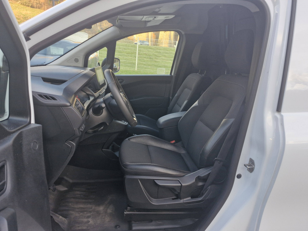 Acheter Renault Kangoo 3 KANGOO VAN BLUE DCI 95 GRAND CONFORT- 22 5p occasion dans les concessions du Groupe Faurie