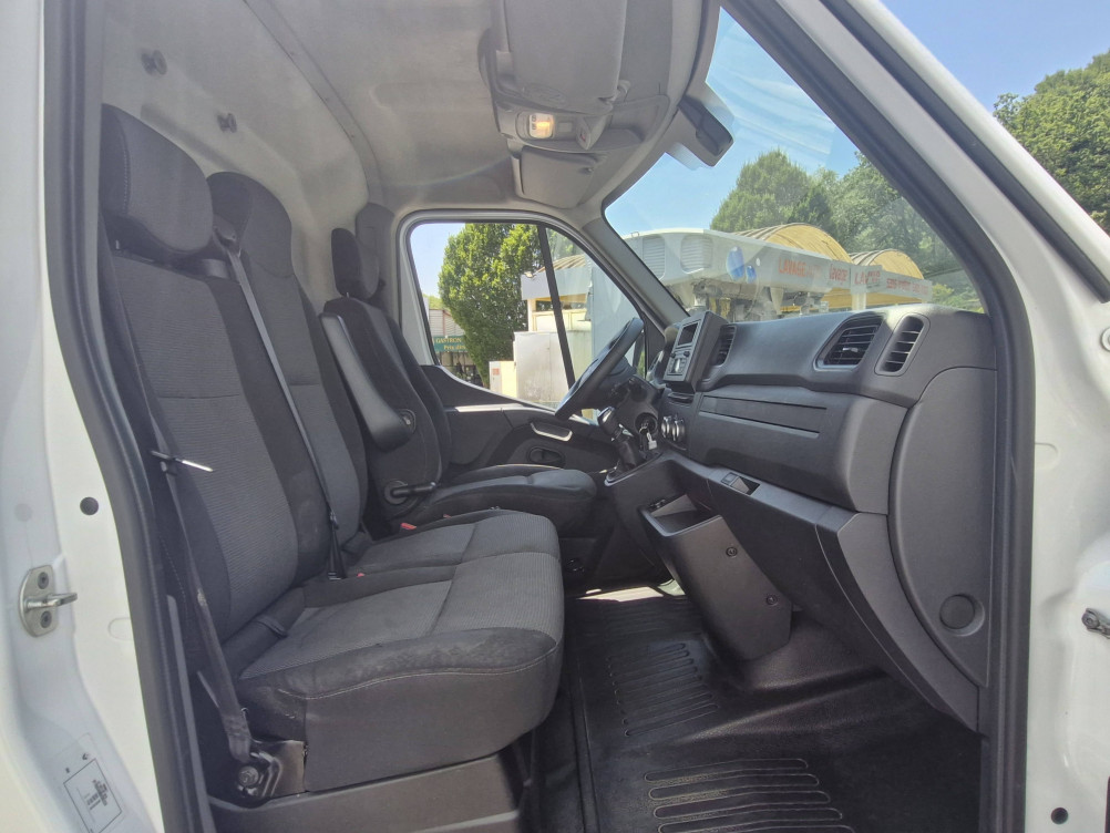Acheter Renault Master 3 MASTER FGN TRAC F3500 L3H2 DCI 135 GRAND CONFORT 4p occasion dans les concessions du Groupe Faurie