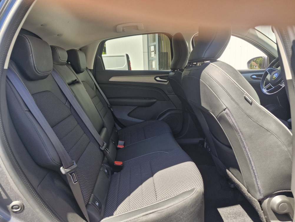 Acheter Renault Arkana Arkana E-Tech 145 - 21B Intens 5p occasion dans les concessions du Groupe Faurie