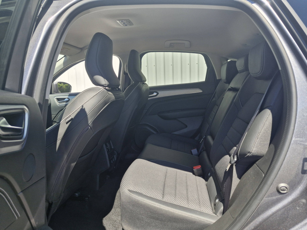 Acheter Renault Arkana Arkana E-Tech 145 - 21B Intens 5p occasion dans les concessions du Groupe Faurie