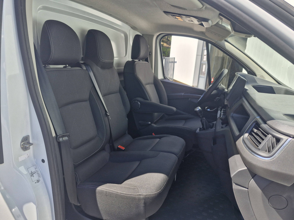 Acheter Renault Trafic 3 TRAFIC FGN L1H1 2800 KG BLUE DCI 130 GRAND CONFORT 4p occasion dans les concessions du Groupe Faurie