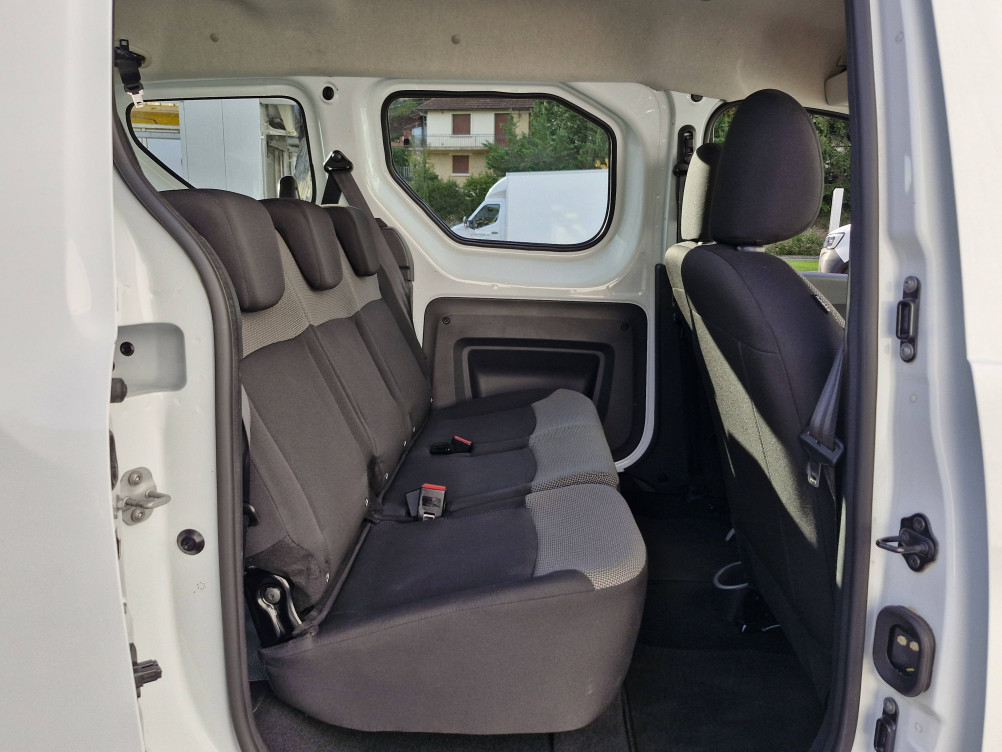 Acheter Dacia Dokker Dokker TCe 100 FAP Essentiel 5p occasion dans les concessions du Groupe Faurie
