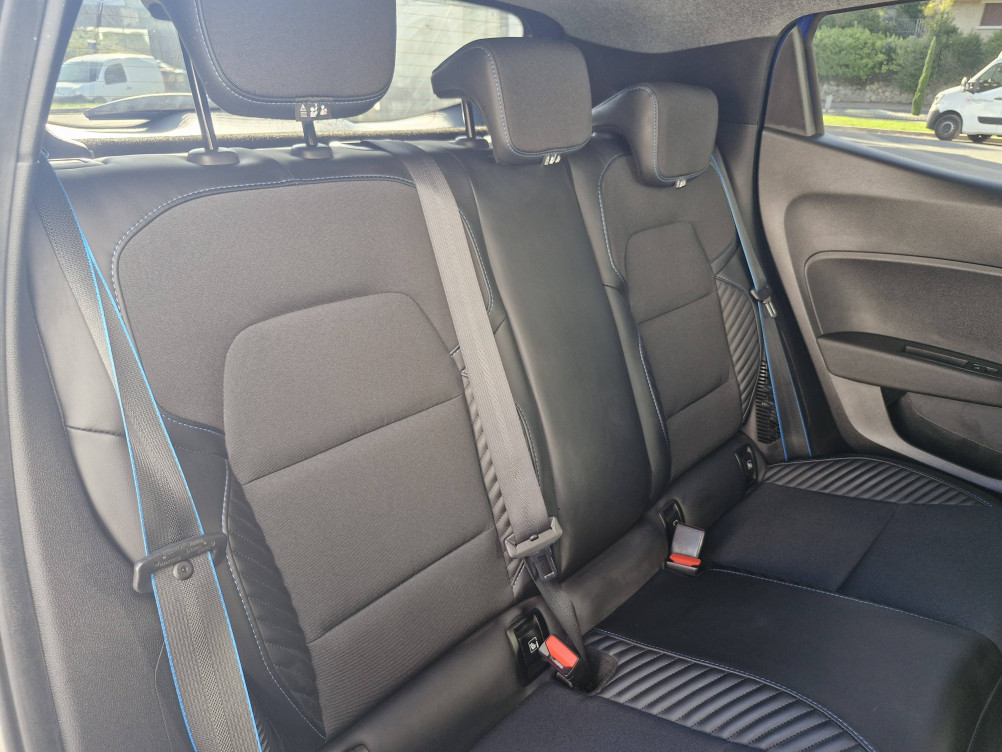 Acheter Renault Clio 5 Clio E-Tech full hybrid 145 Esprit Alpine 5p occasion dans les concessions du Groupe Faurie