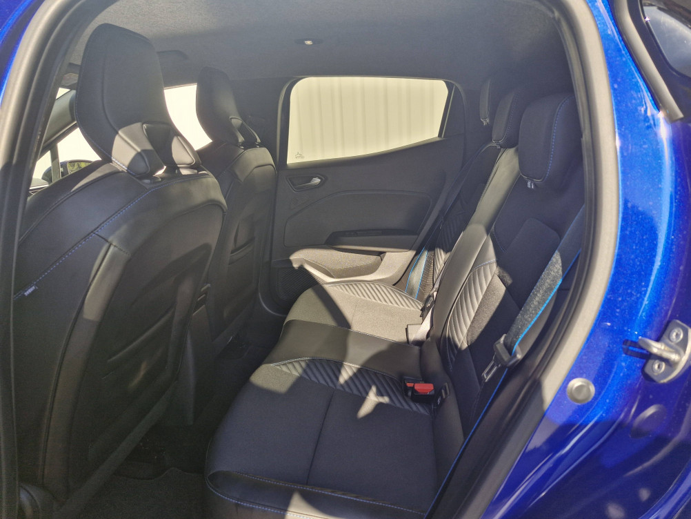 Acheter Renault Clio 5 Clio E-Tech full hybrid 145 Esprit Alpine 5p occasion dans les concessions du Groupe Faurie