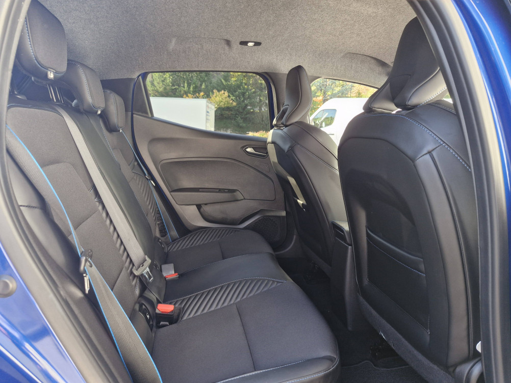 Acheter Renault Clio 5 Clio E-Tech full hybrid 145 Esprit Alpine 5p occasion dans les concessions du Groupe Faurie