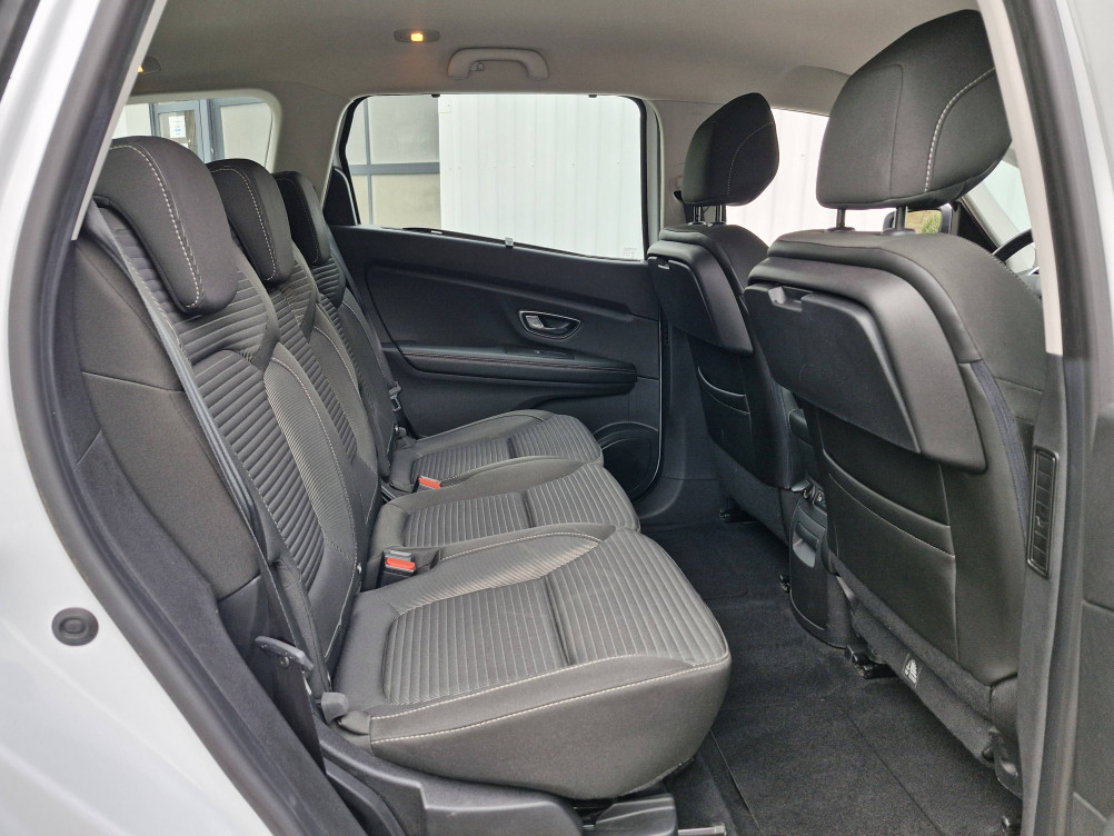 Acheter Renault Grand Scenic 4 Grand Scénic TCe 130 Energy Business 7 pl 5p occasion dans les concessions du Groupe Faurie