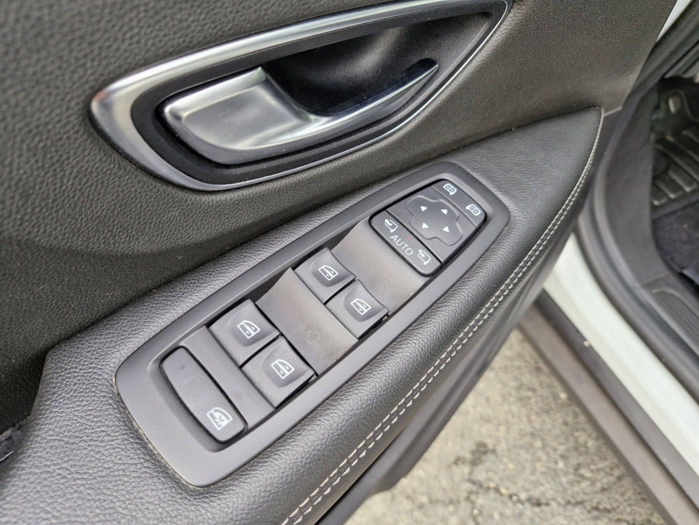 Acheter Renault Grand Scenic 4 Grand Scénic TCe 130 Energy Business 7 pl 5p occasion dans les concessions du Groupe Faurie