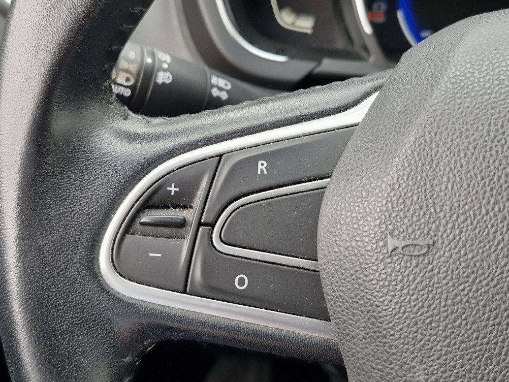 Acheter Renault Grand Scenic 4 Grand Scénic TCe 130 Energy Business 7 pl 5p occasion dans les concessions du Groupe Faurie