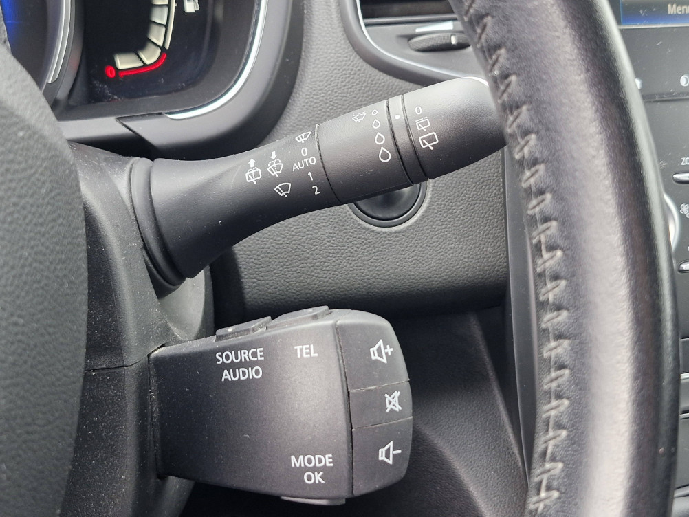 Acheter Renault Grand Scenic 4 Grand Scénic TCe 130 Energy Business 7 pl 5p occasion dans les concessions du Groupe Faurie