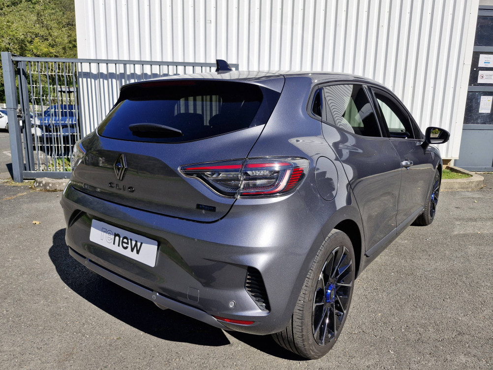 Acheter Renault Clio 5 Clio E-Tech full hybrid 145 Esprit Alpine 5p occasion dans les concessions du Groupe Faurie