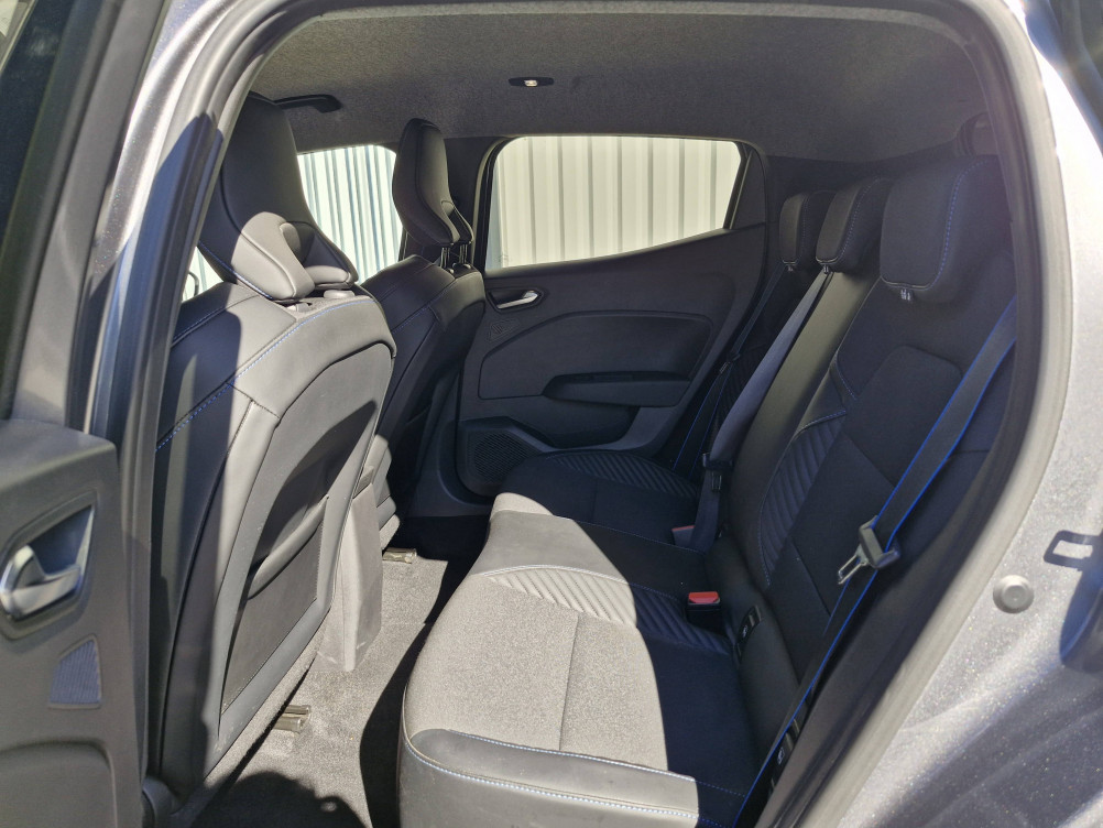 Acheter Renault Clio 5 Clio E-Tech full hybrid 145 Esprit Alpine 5p occasion dans les concessions du Groupe Faurie