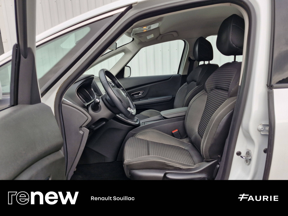 Acheter Renault Grand Scenic 4 Grand Scénic TCe 130 Energy Business 7 pl 5p occasion dans les concessions du Groupe Faurie