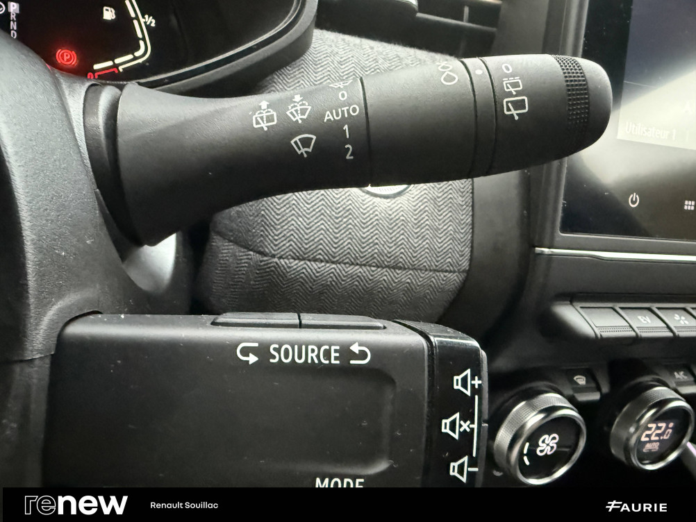 Acheter Renault Clio 5 Clio E-Tech 140 - 21N SL Lutecia 5p occasion dans les concessions du Groupe Faurie