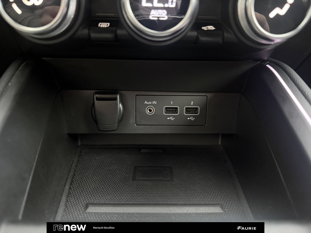 Acheter Renault Clio 5 Clio E-Tech 140 - 21N SL Lutecia 5p occasion dans les concessions du Groupe Faurie