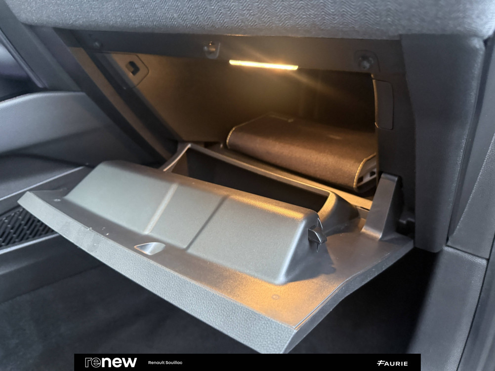 Acheter Renault Clio 5 Clio E-Tech 140 - 21N SL Lutecia 5p occasion dans les concessions du Groupe Faurie