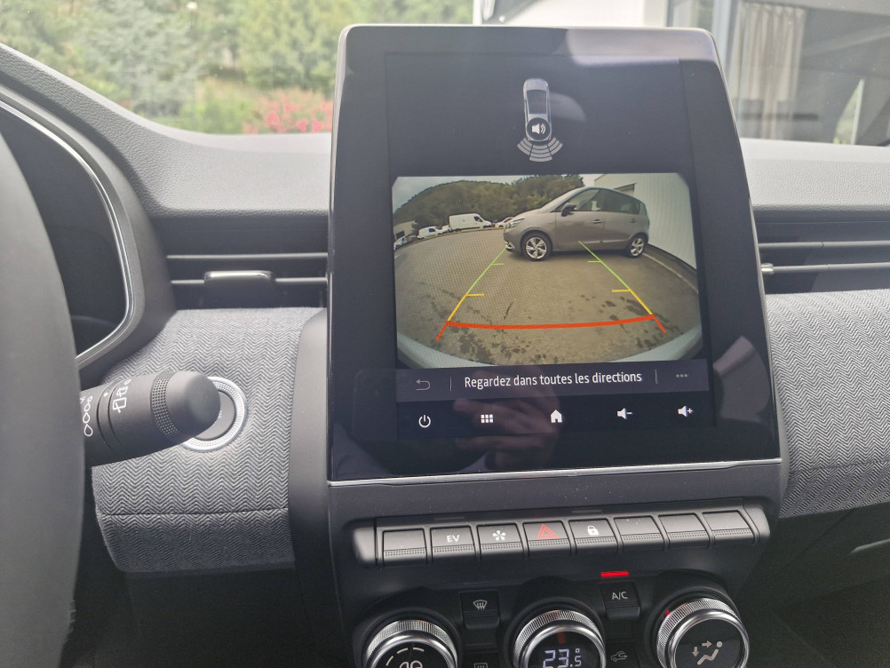 Acheter Renault Clio 5 Clio E-Tech full hybrid 145 ch GSR2 Techno 5p neuf dans les concessions du Groupe Faurie