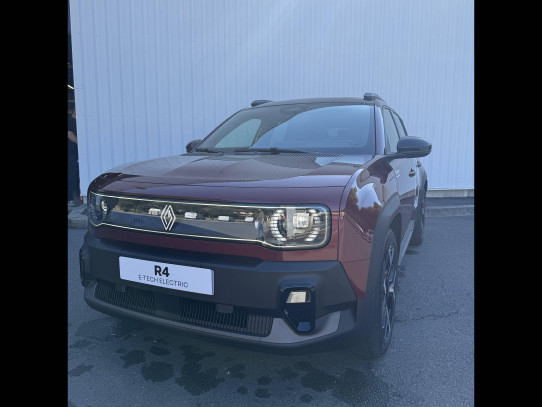Acheter Renault Renault 4 Renault 4 E-Tech Electrique 150 ch autonomie confort Techno 5p neuve* dans les concessions du Groupe Faurie