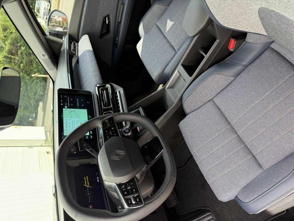 Acheter Renault Renault 4 Renault 4 E-Tech Electrique 150 ch autonomie confort Techno 5p neuf dans les concessions du Groupe Faurie