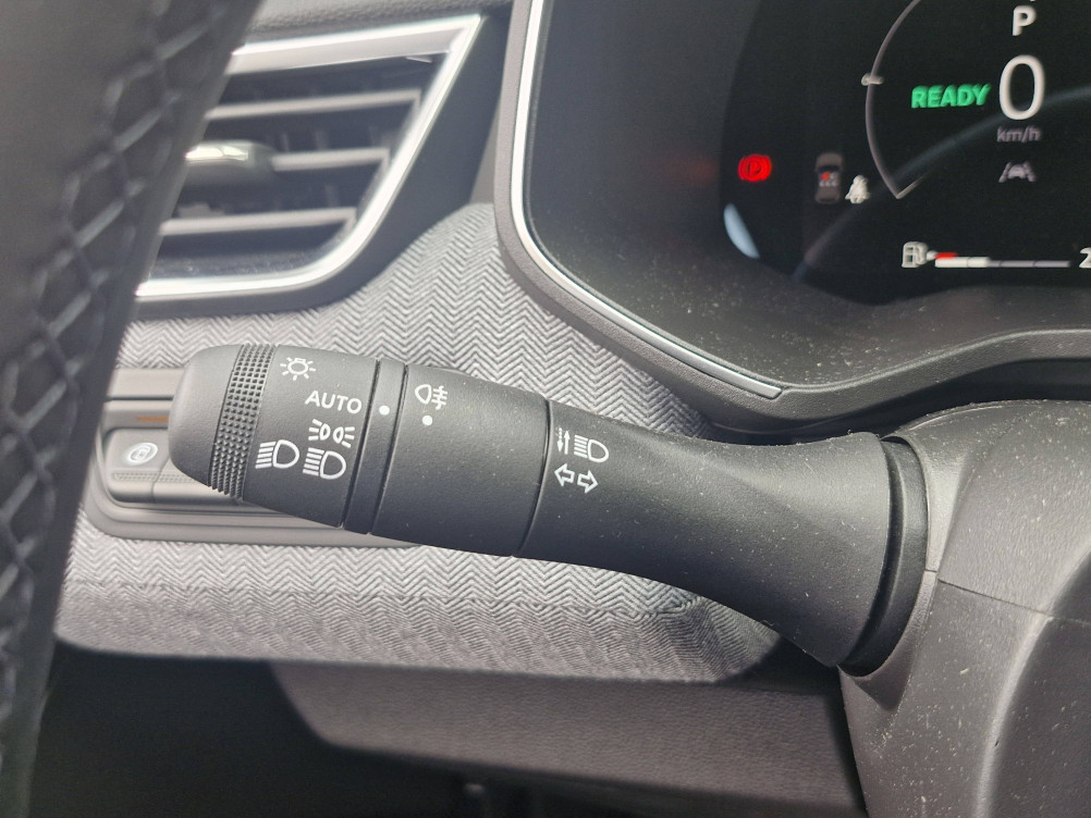 Acheter Renault Clio 5 Clio E-Tech full hybrid 145 ch GSR2 Techno 5p neuf dans les concessions du Groupe Faurie