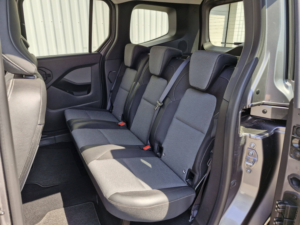 Acheter Renault Kangoo 3 Kangoo TCe 130 GSR2 Techno 5p neuf dans les concessions du Groupe Faurie