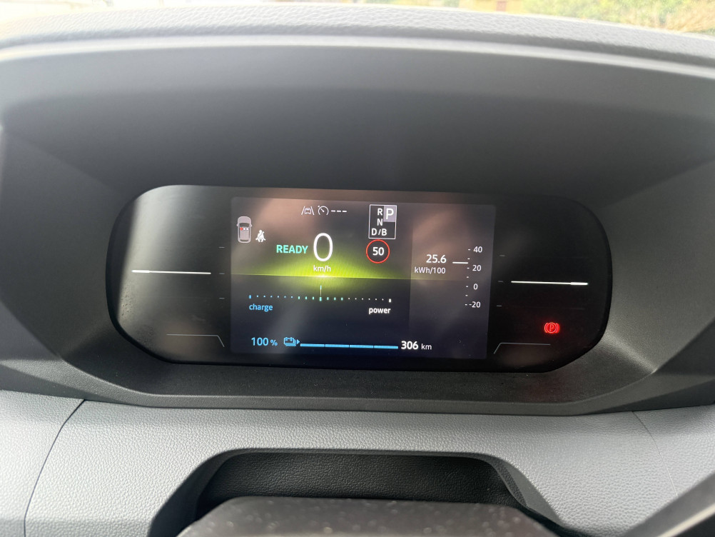 Acheter Renault Master Électrique MASTER ELECTRIQUE FGN L2H2 3T5 GRANDE AUTONOMIE ADVANCE 4p neuf dans les concessions du Groupe Faurie