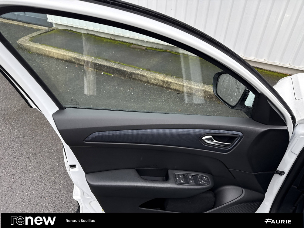 Acheter Renault Arkana Arkana mild hybrid 140 EDC FAP - 22 Evolution 5p occasion dans les concessions du Groupe Faurie