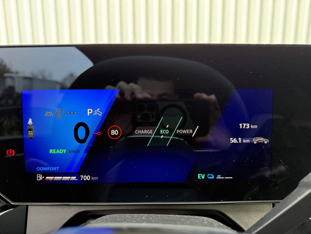 Acheter Renault Clio 6 Clio E-Tech full hybrid 160 ch esprit Alpine 5p neuf dans les concessions du Groupe Faurie