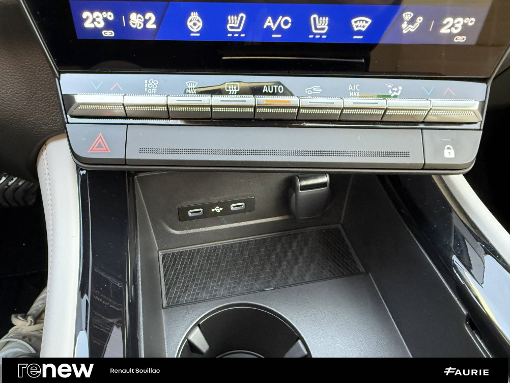 Acheter Renault Espace 6 Espace E-Tech full hybrid 200 GSR2 Iconic 5p occasion dans les concessions du Groupe Faurie