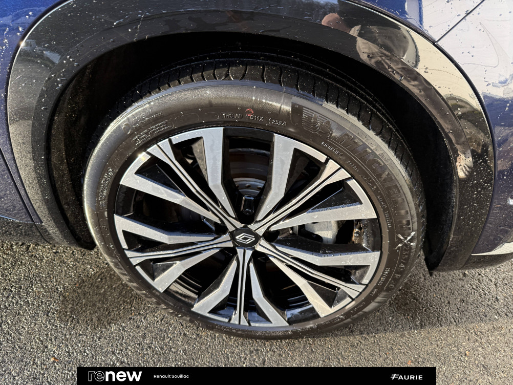 Acheter Renault Espace 6 Espace E-Tech full hybrid 200 GSR2 Iconic 5p occasion dans les concessions du Groupe Faurie